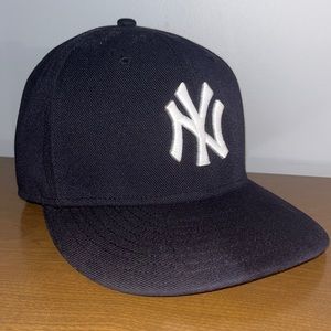 New Era 59Fifty New York Yankees Fitted On-Field Cap